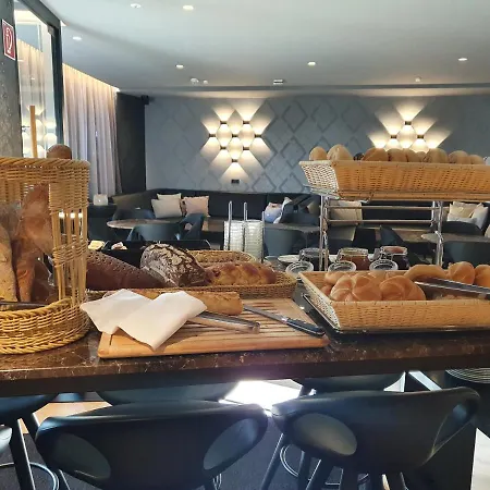 غراور بار فندق