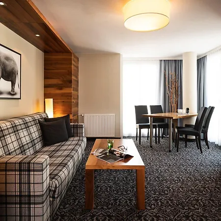 Hotel Grauer Baer 4*
