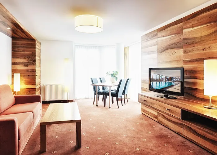 Grauer Baer Innsbruck